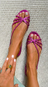 Serafina - Sandalias de Inspiración Mediterránea con Tiras Cruzadas