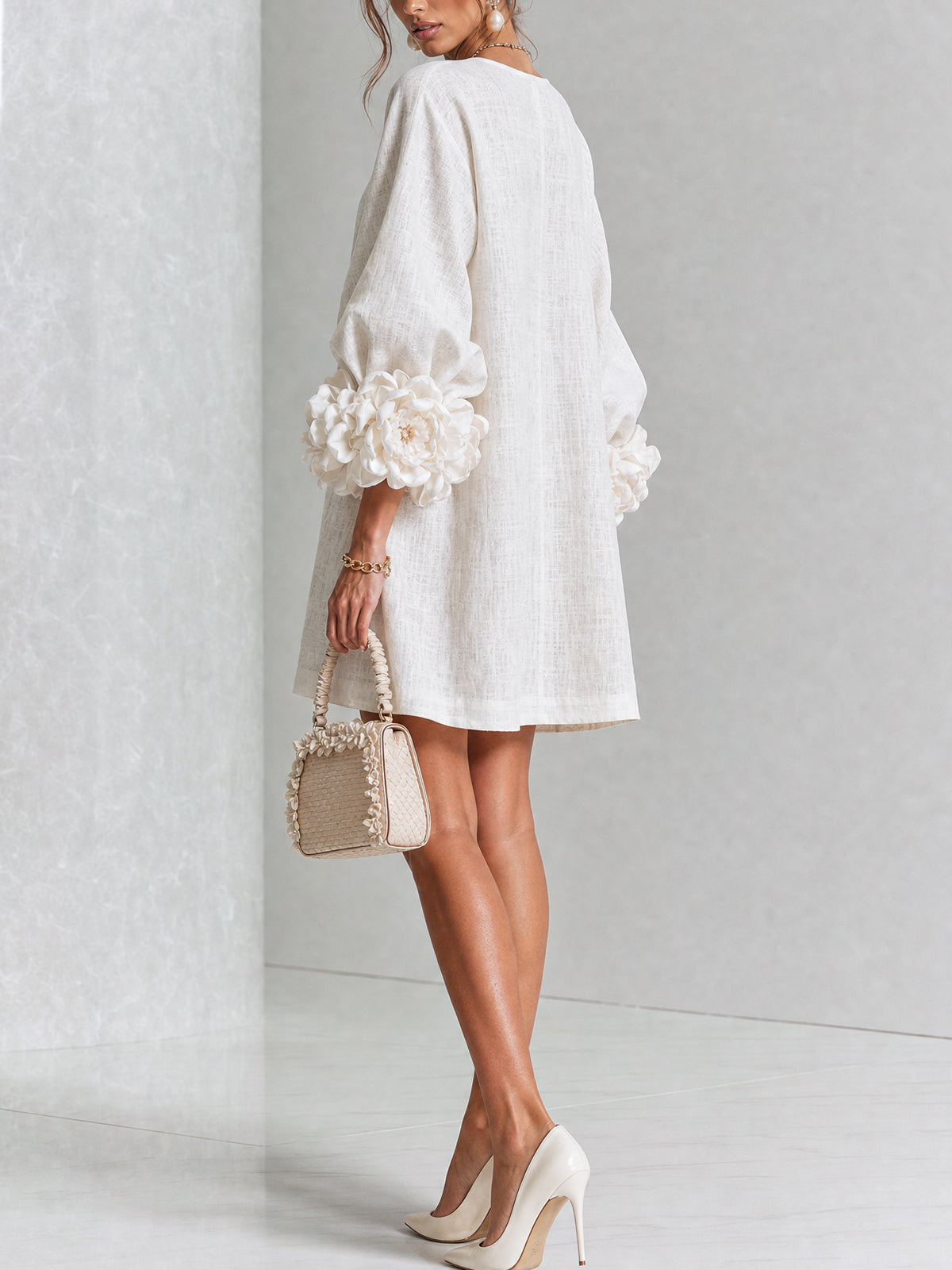 Camila - Vestido Mini con Puños Florales