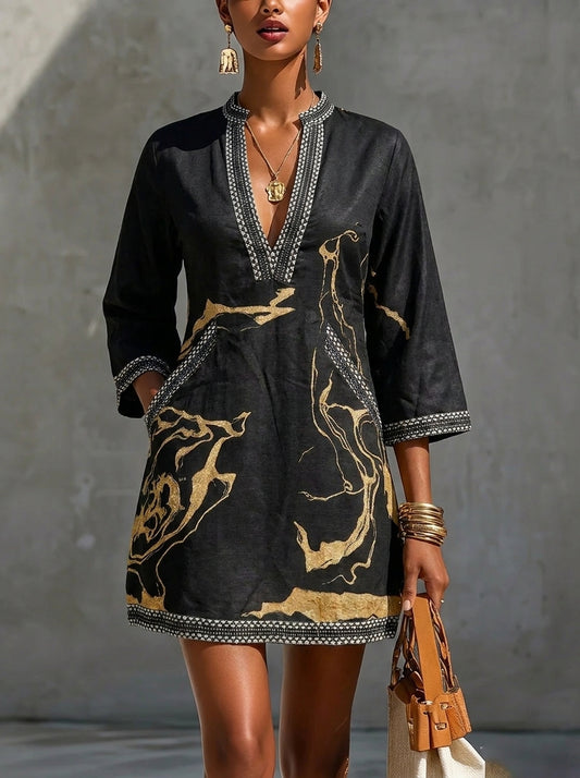 Donatella - Vestido Mini Negro con Estampado Mármol Dorado